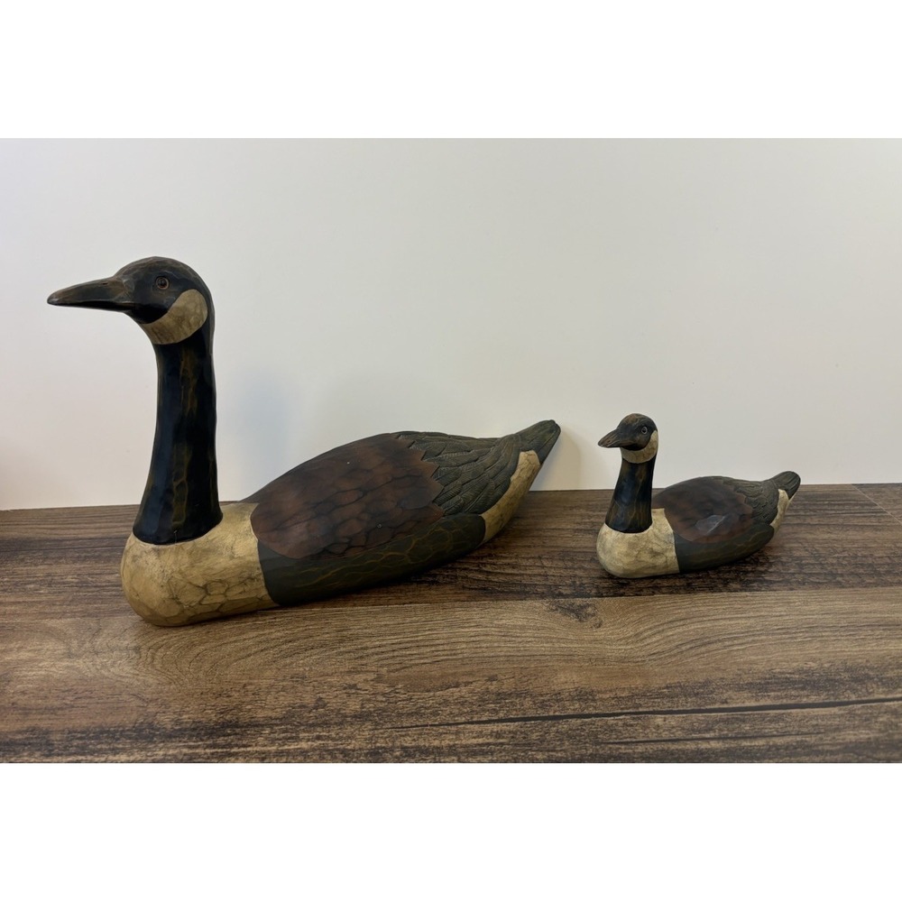 Hand Curved Canadian Wooden Goose Mama And Baby Figures Figurines Lot Of 2